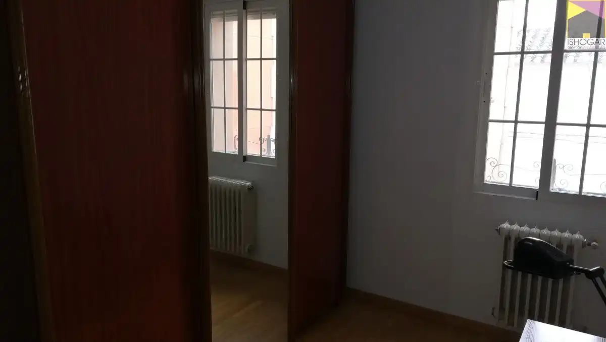 Habitación de Casa o chalet en venta en Valdepeñas con Aire acondicionado, Calefacción y Parquet