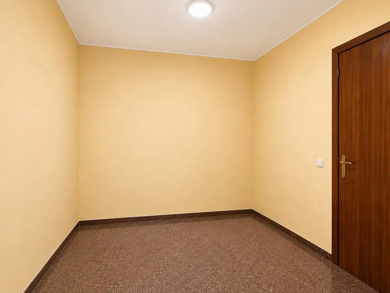 Piso en venta en L'Hospitalet de Llobregat con Balcón