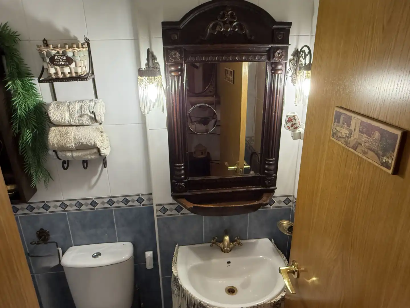 Bathroom of Houses for sale in Alcalá de Henares  with Air Conditioner, Heating and Private garden