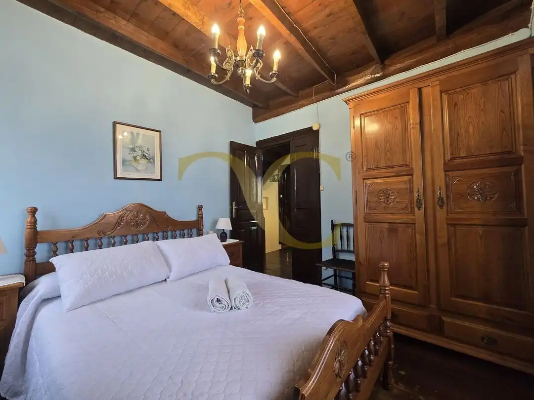 Habitación de Casa o chalet en venta en Llanes con Calefacción, Jardín privado y Terraza