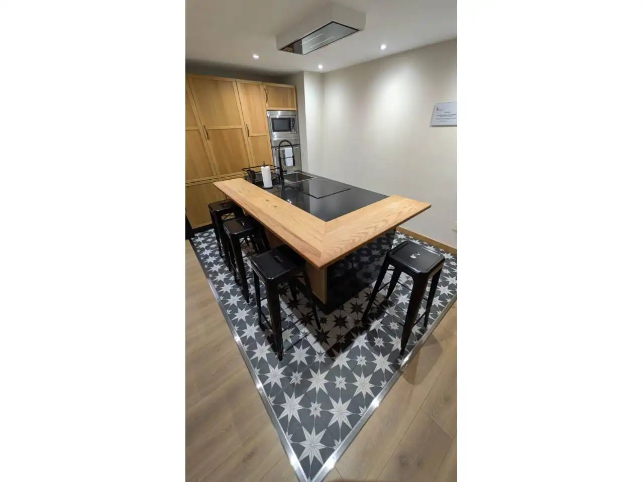 Cocina de Piso en venta en León Capital  con Calefacción, Parquet y Trastero