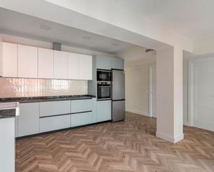 Kitchen of Flat for sale in  Madrid Capital  with Air Conditioner