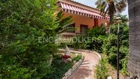 Vista exterior de Casa o xalet en venda en Alzira amb Aire condicionat, Terrassa i Piscina