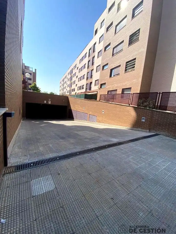 Parkplatz zur Miete in Bulevar del Deporte