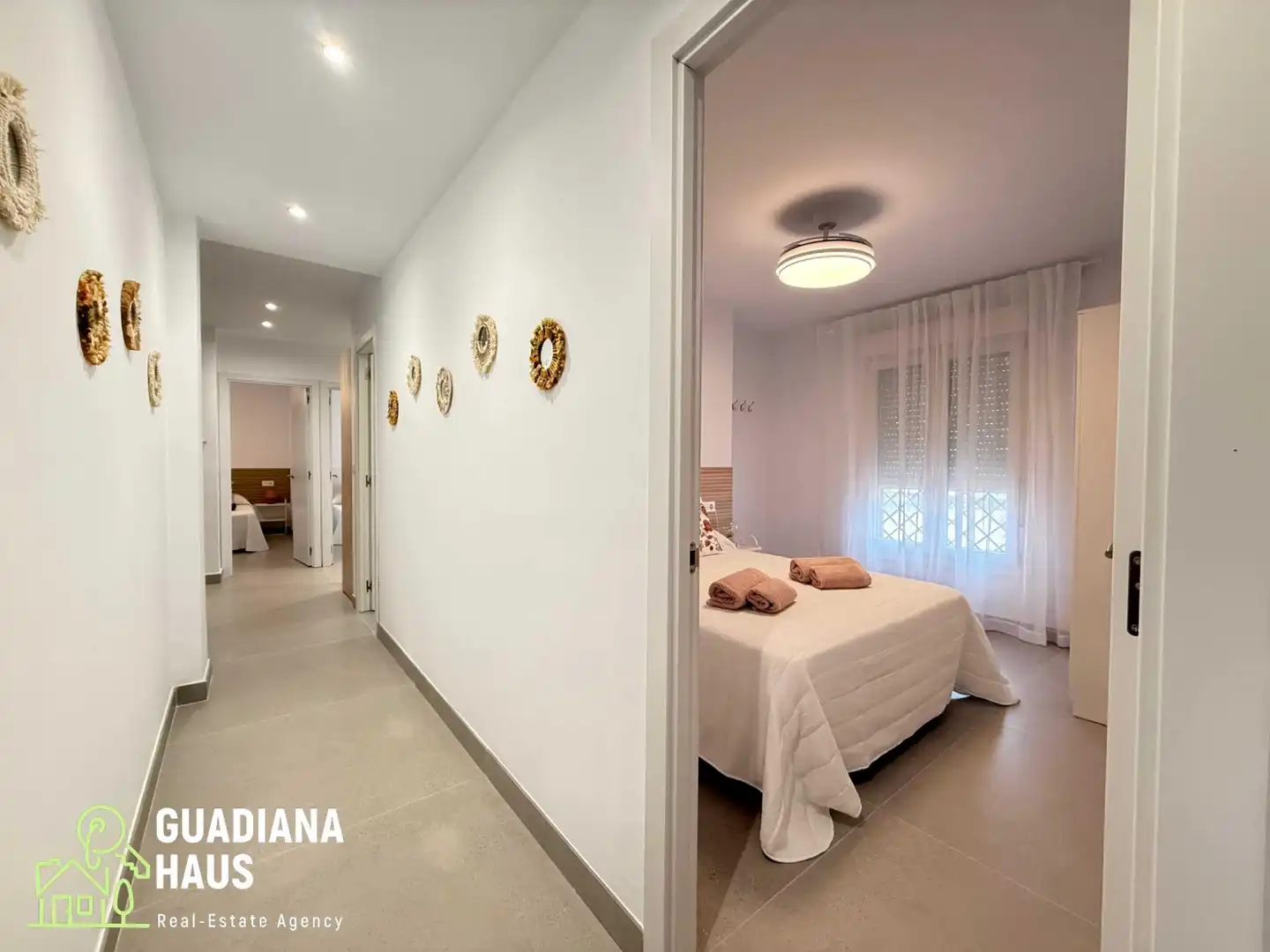 Dormitori de Apartament en venda en Ayamonte amb Aire condicionat, Calefacció i Terrassa