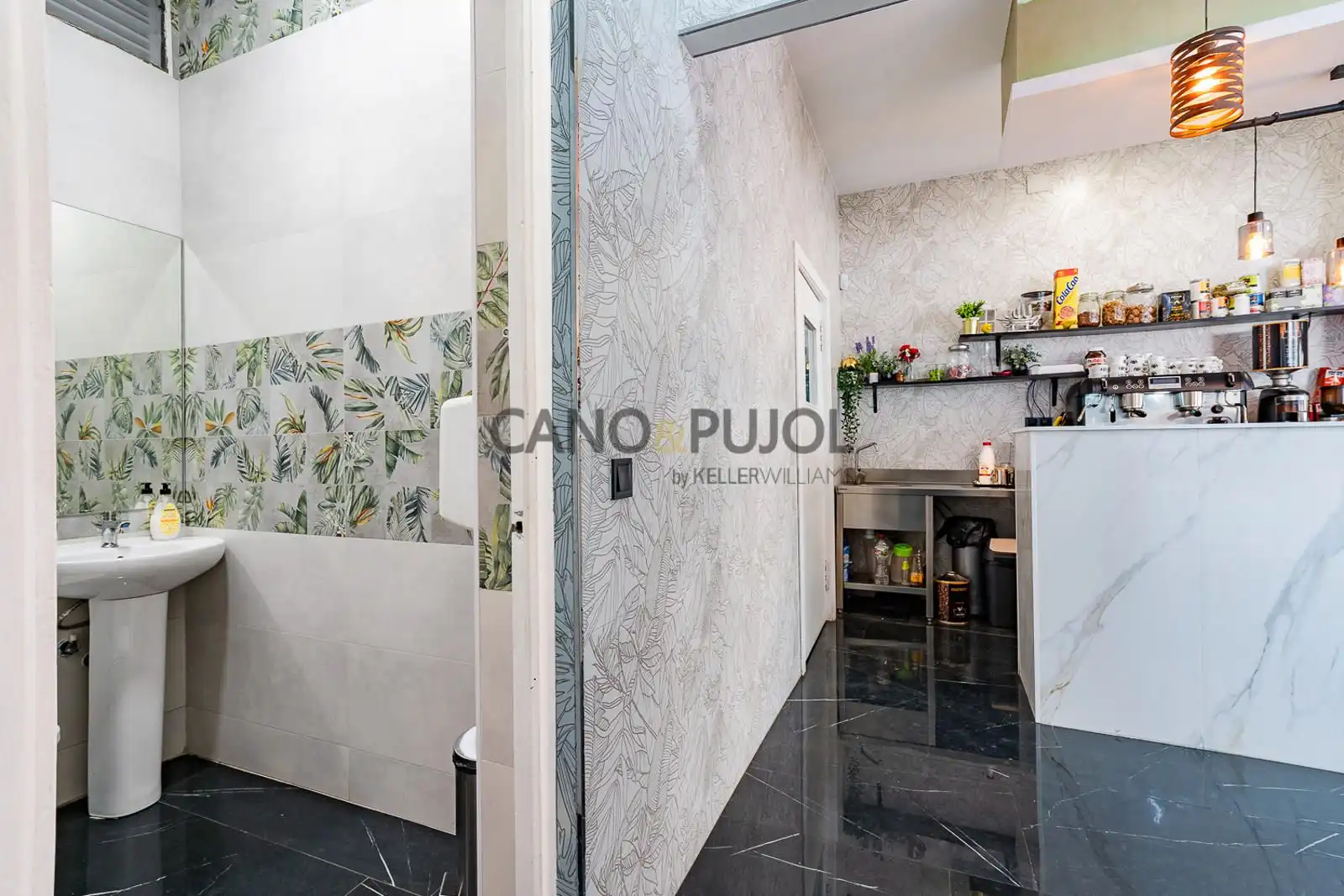 Local comercial en venda a Llevant, imagen 25