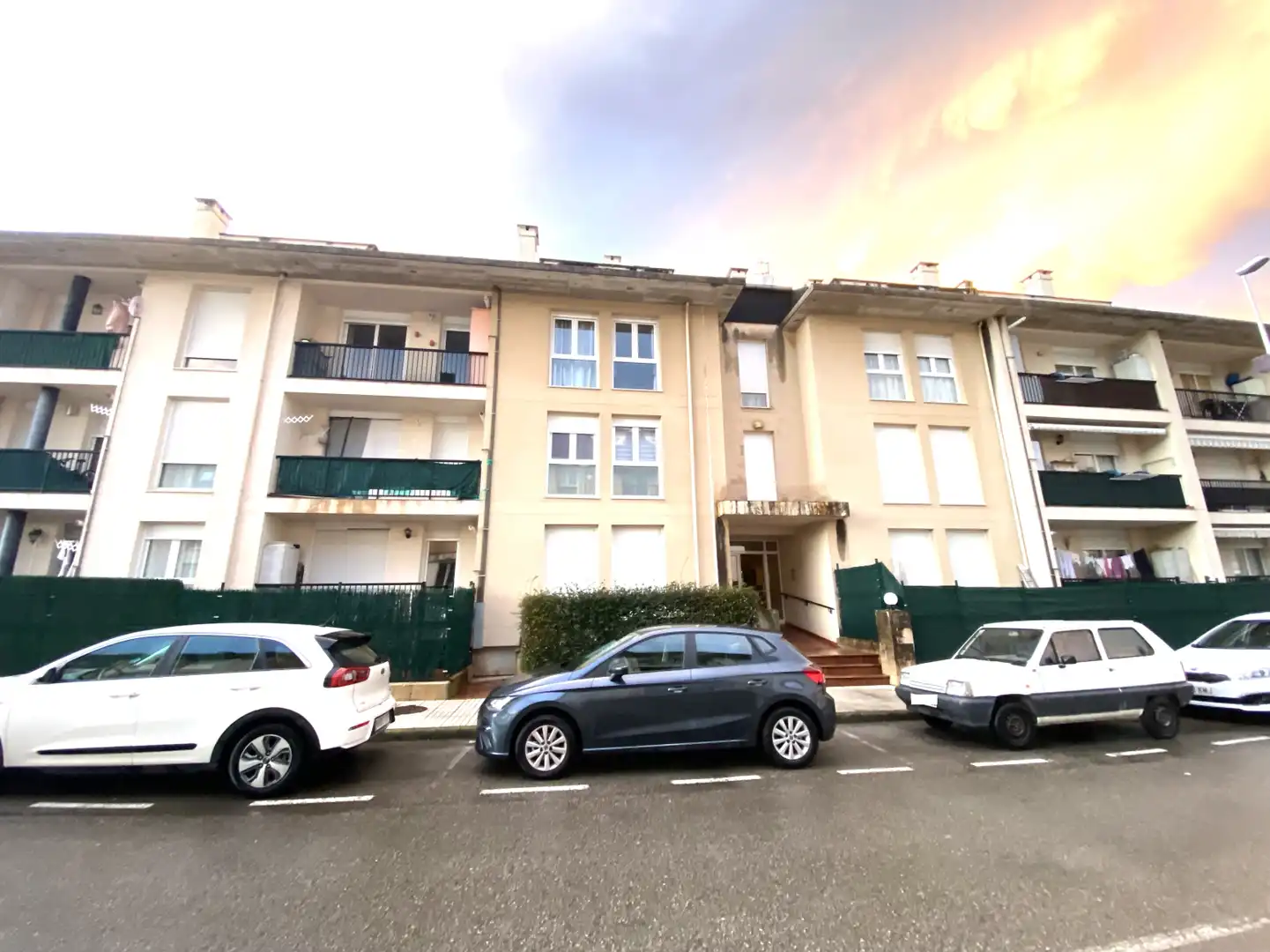 Exterior view of Flat for sale in Cartes  with Heating, Parquet flooring and Balcony
