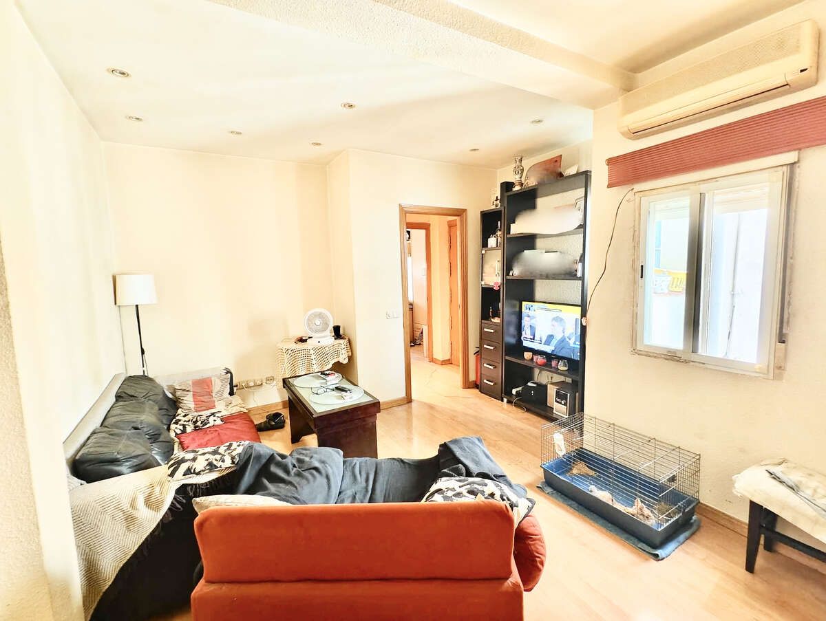 Living room of Flat for sale in  Madrid Capital  with Air Conditioner