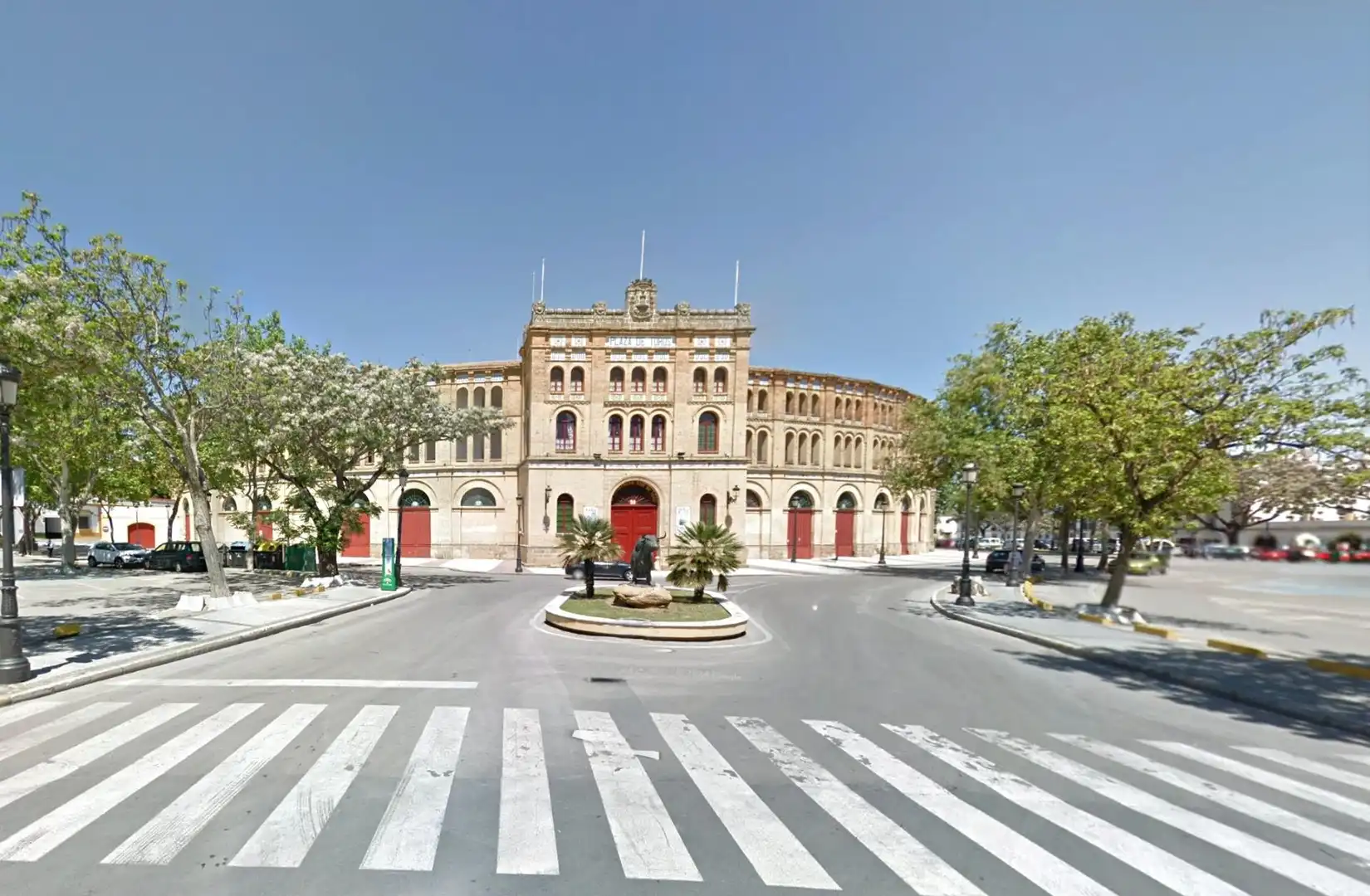 Vista exterior de Casa adosada en venda en El Puerto de Santa María amb Terrassa