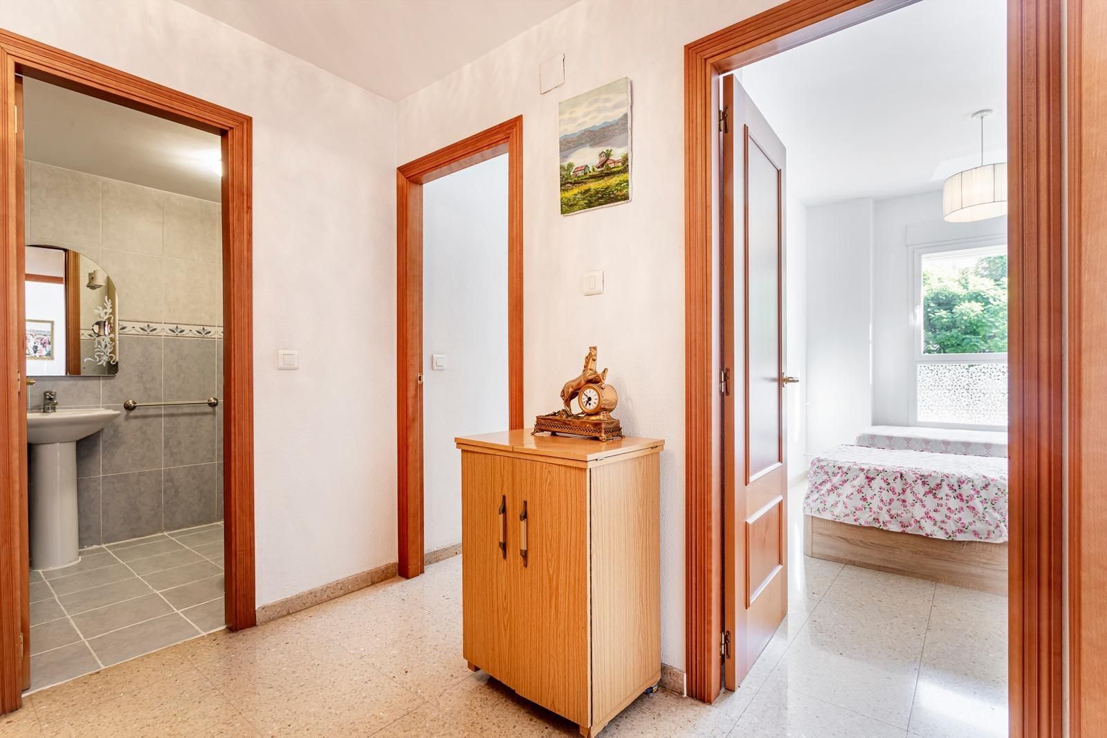Flat for sale in Xirivella  with Air Conditioner, Storage room and Alarm