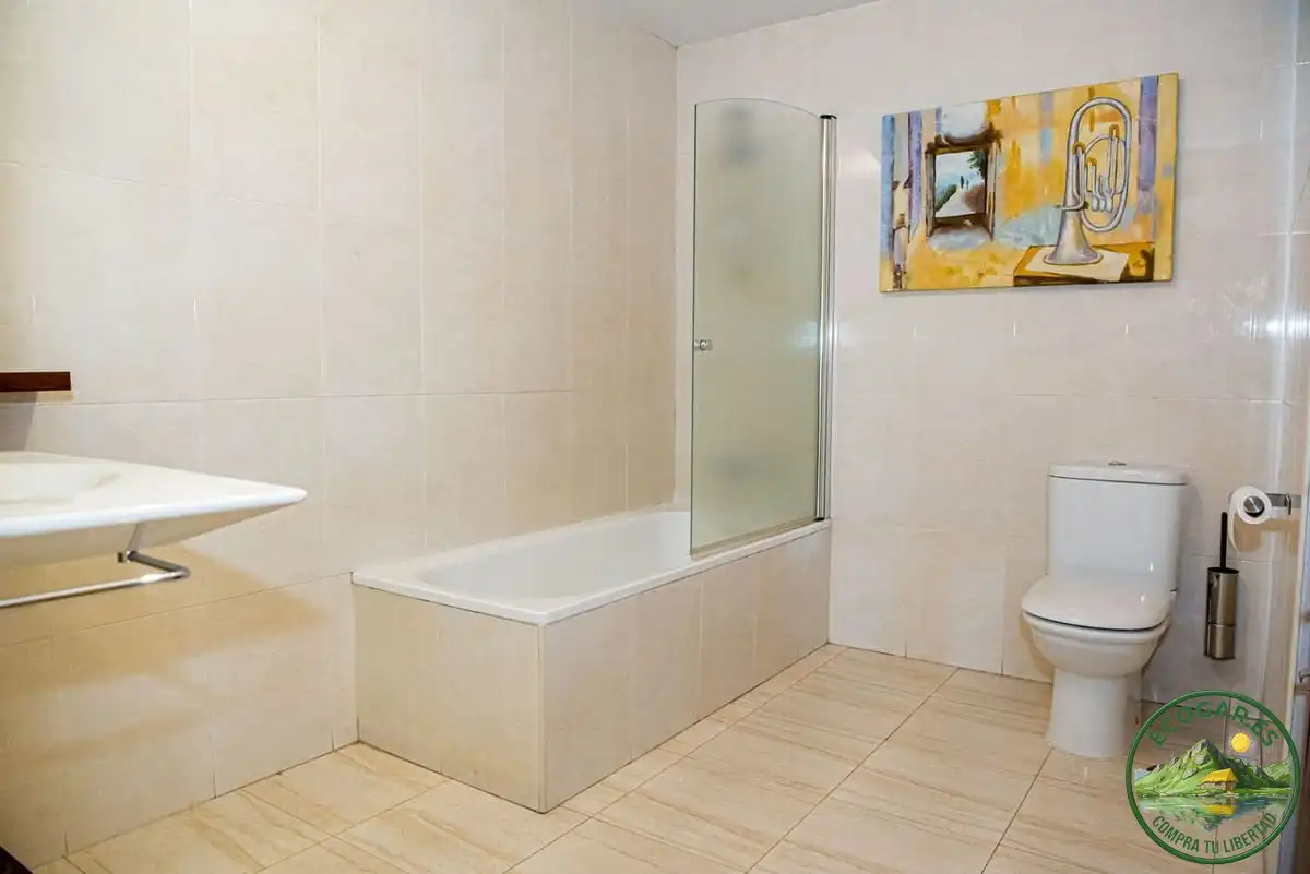 Bany de Pis en venda en Ponferrada amb Aire condicionat, Calefacció i Parquet