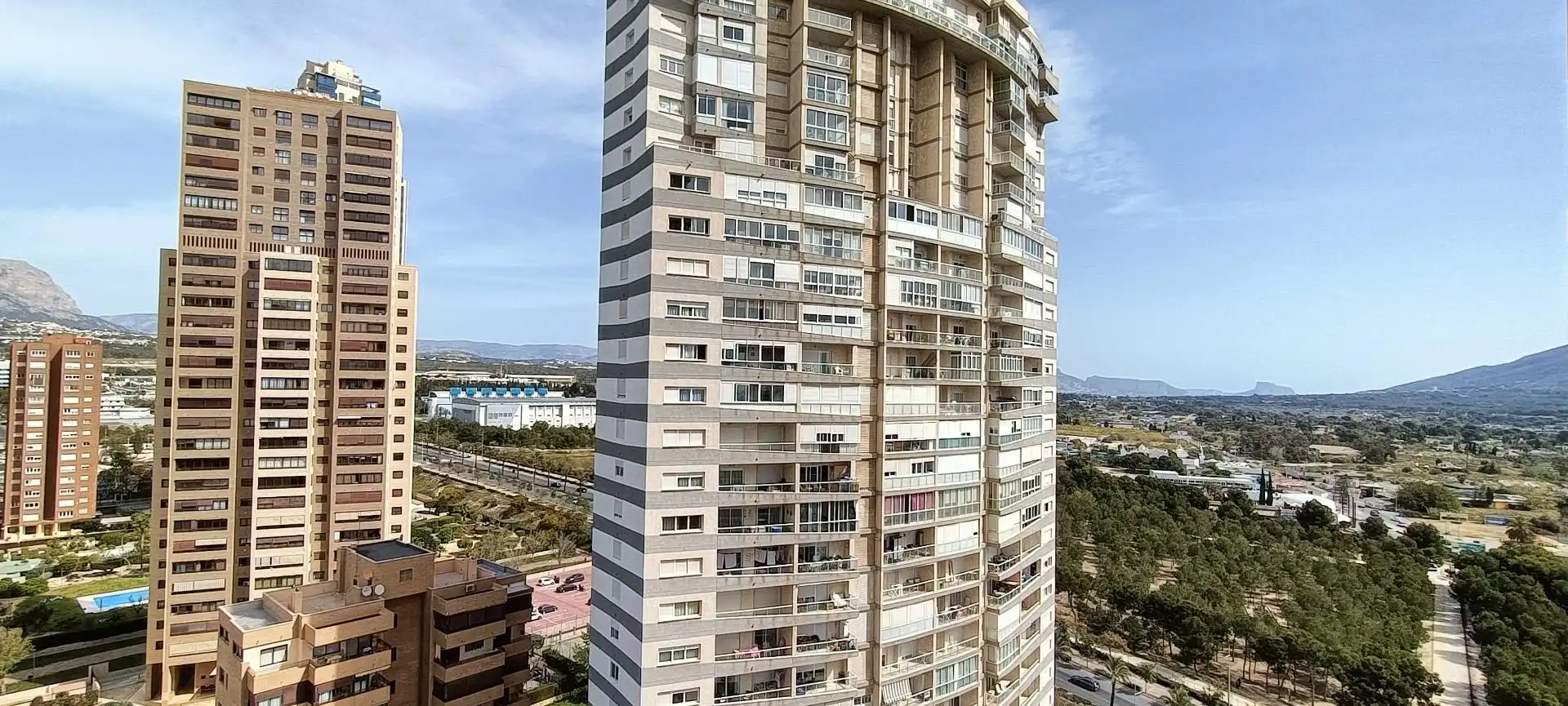 Exterior view of Apartments for sale in Benidorm  with Air Conditioner, Private garden and Terrace