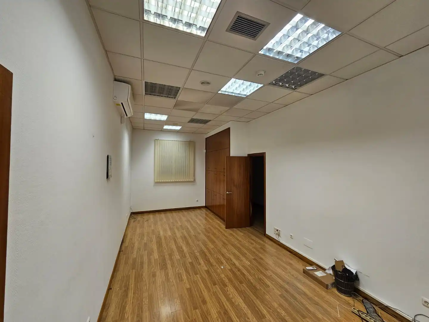 Local commercial à vendre à C/ Condado de Treviño, imagen 10