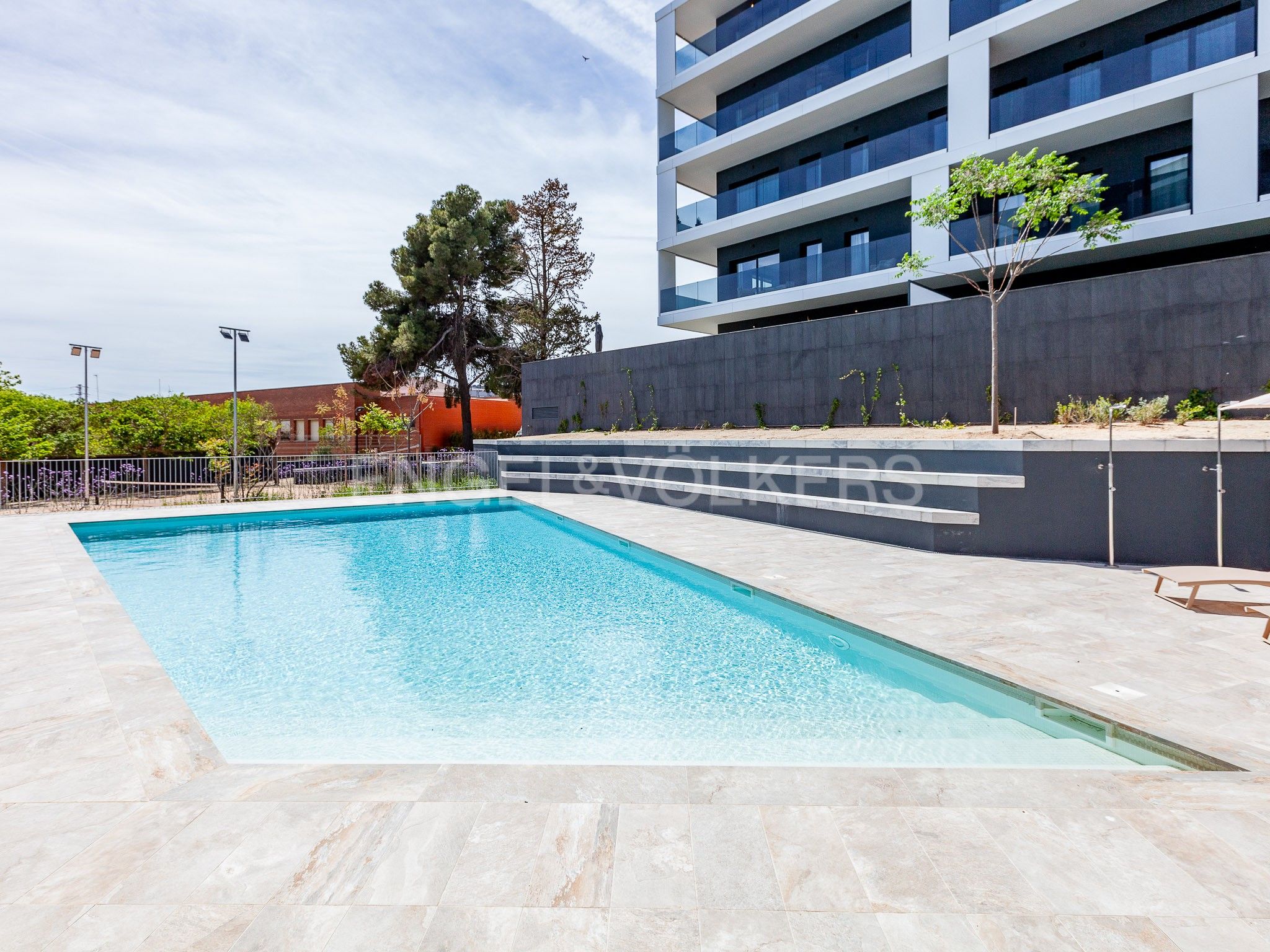 Swimming pool of Apartment to rent in Esplugues de Llobregat  with Air Conditioner, Heating and Private garden