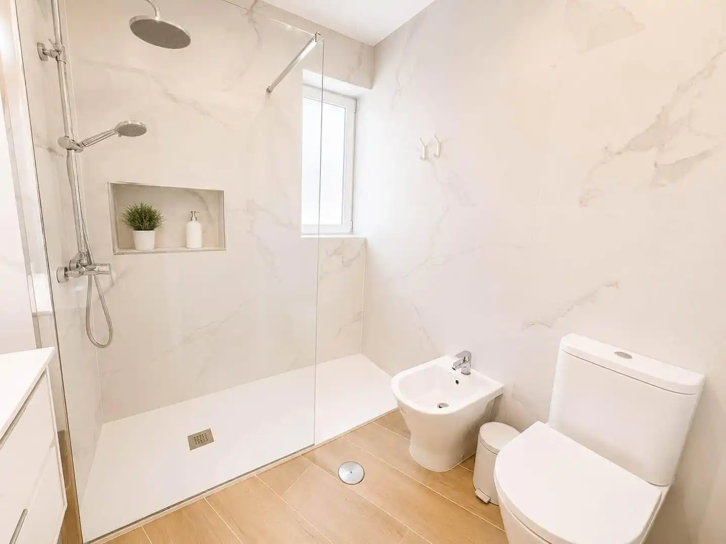 Baño de Apartamento de alquiler en Arona con Terraza, Amueblado y Balcón