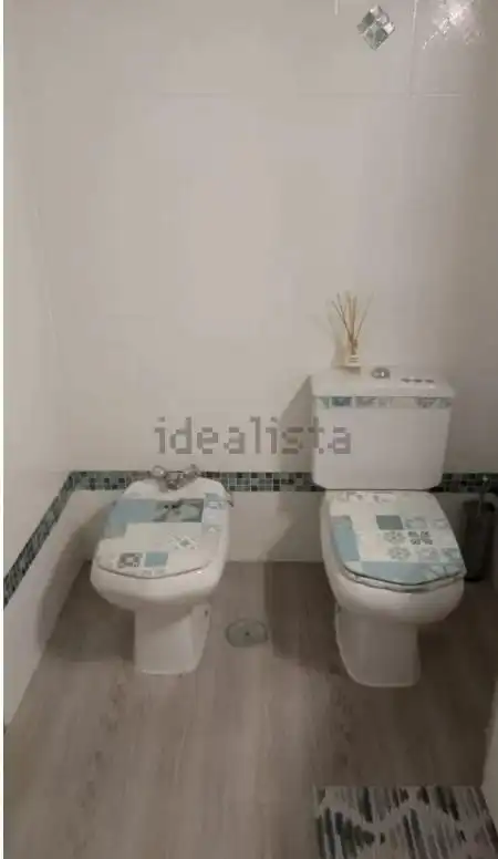 Piso de alquiler en Carolinas Altas