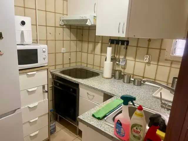 Cocina de Piso en venta en L'Hospitalet de Llobregat con Parquet y Amueblado