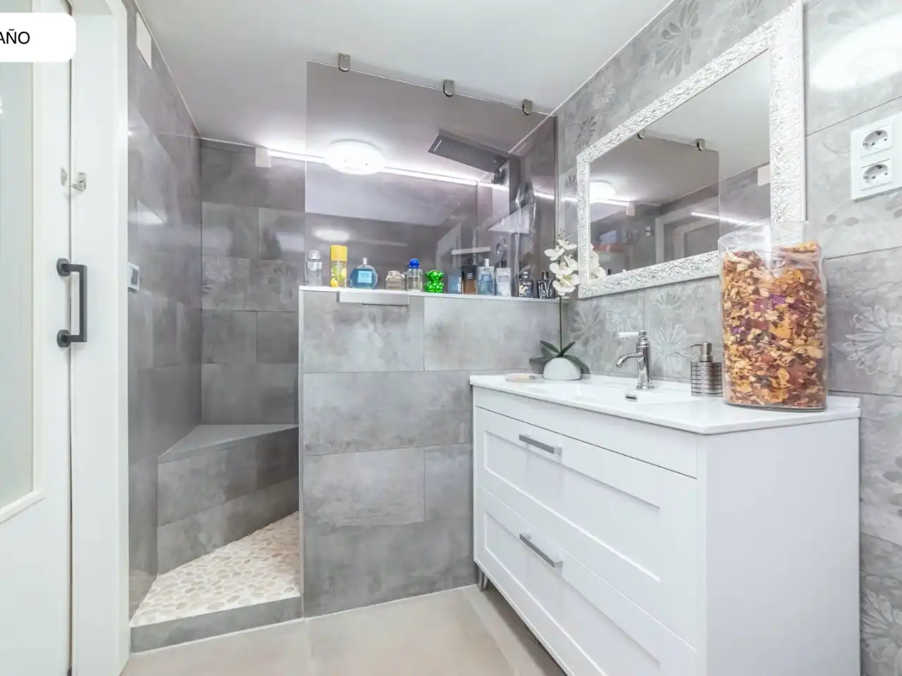 Baño de Casa o chalet en venta en Navalagamella, Madrid