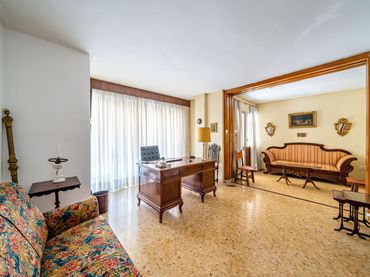 Mini appartamento con ascensore in vendita a Centro