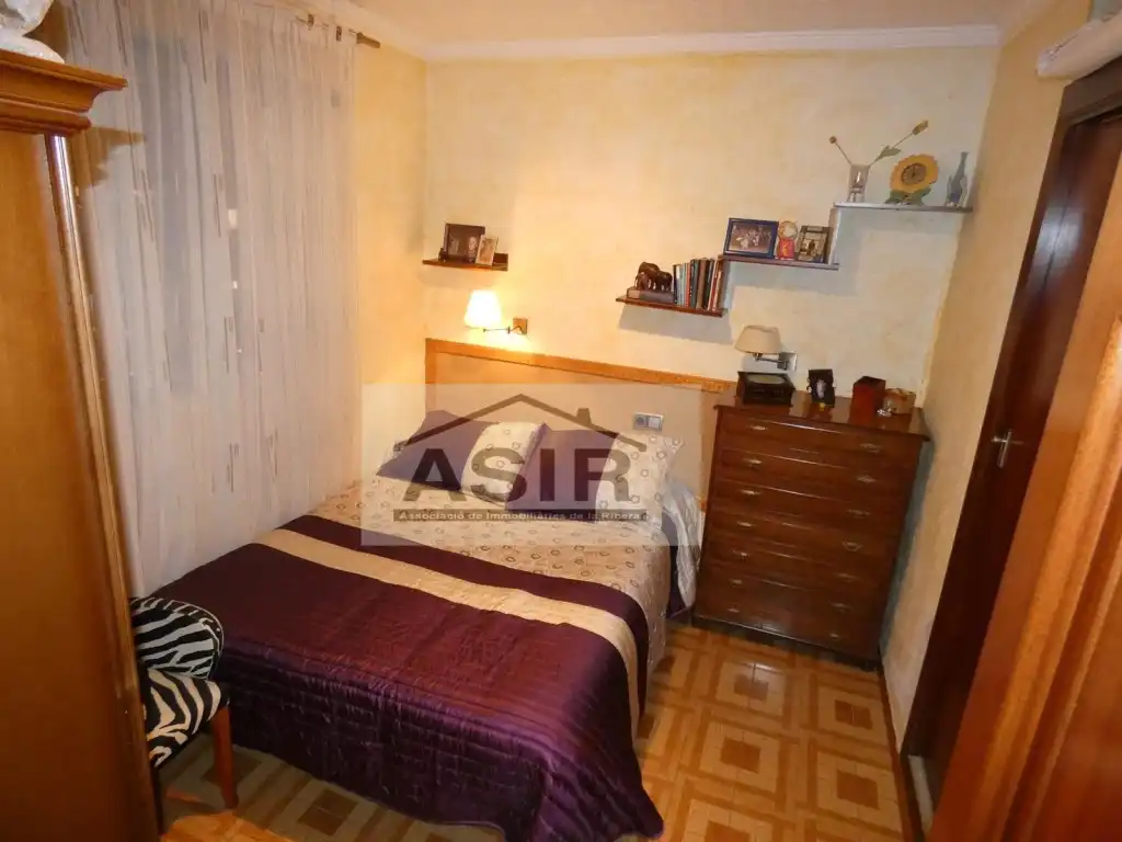 Dormitori de Casa o xalet en venda en Alzira