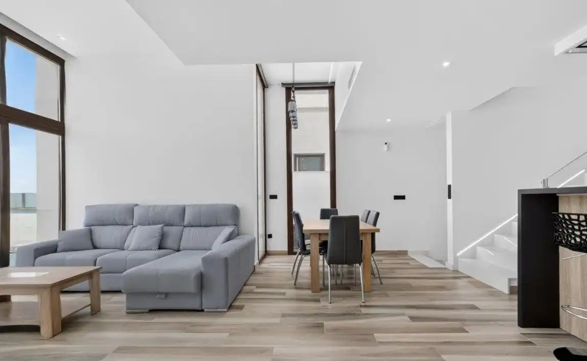 Chalet con piscina en venta en Los Balcones - Los Altos, imagen 6