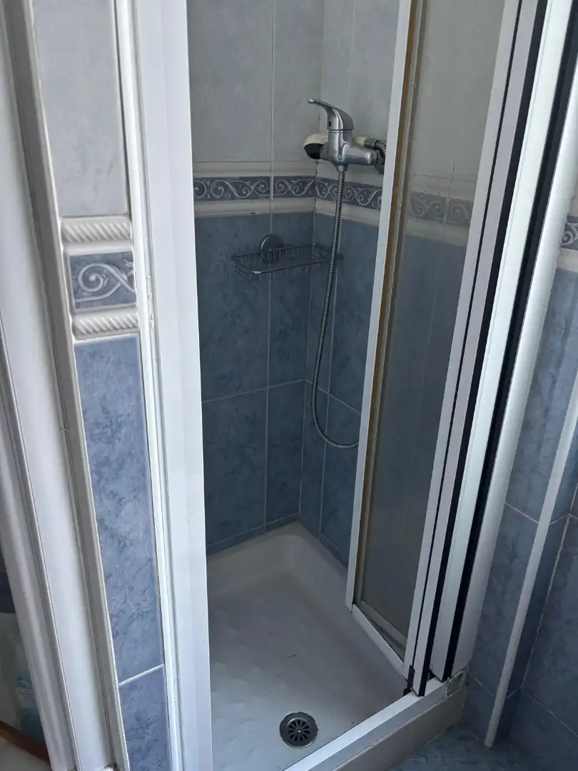 Baño de Piso en venta en Ferrol con Amueblado, Horno y Lavadora