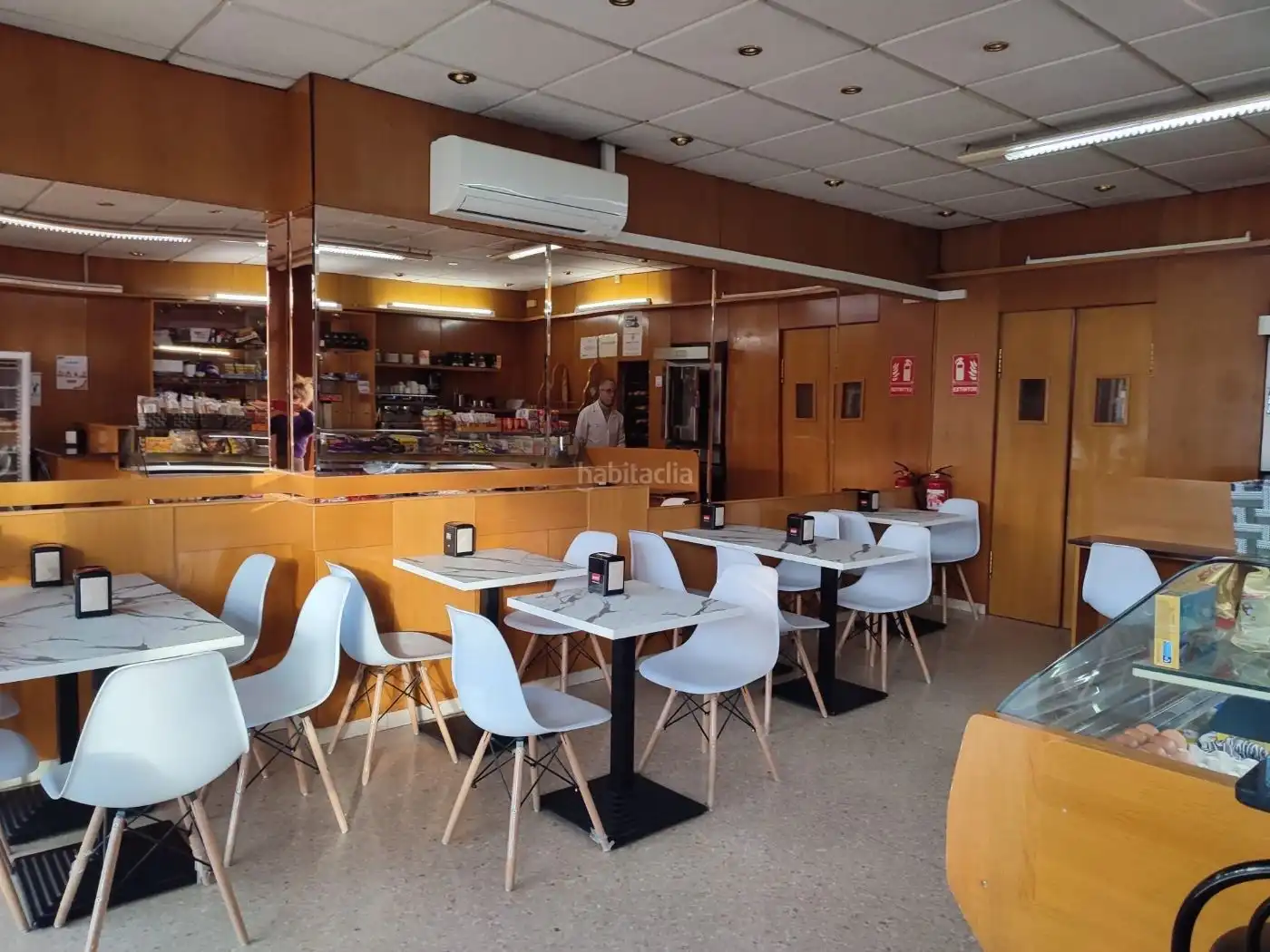 Business premises for sale in Plaça del Roc Blanc 36, imagen 4