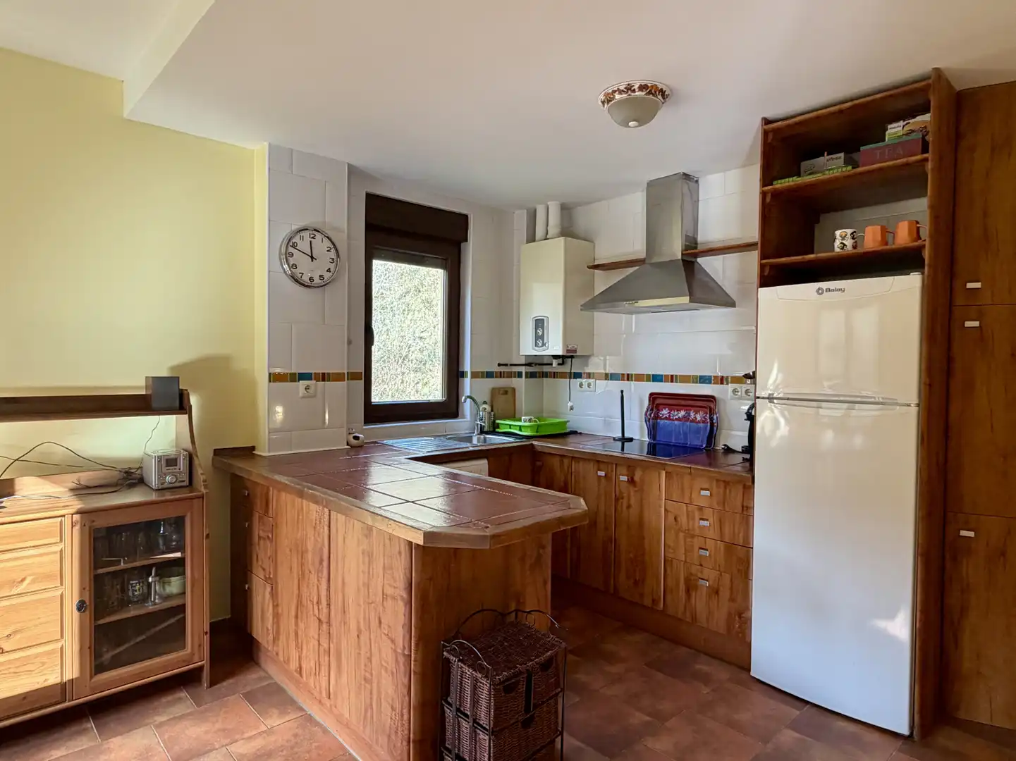 Küche von Einfamilien-Reihenhaus zur Miete in San Roque de Riomiera mit Heizung und Privatgarten