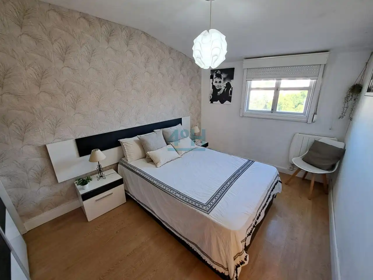 Bedroom of Apartments for sale in Ourense Capital   with Heating and Furnished