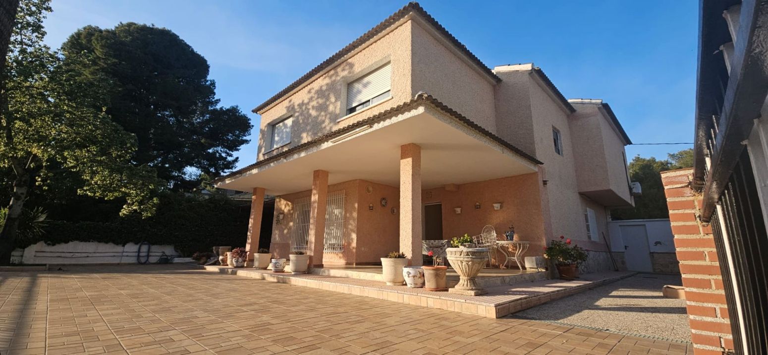 Vista exterior de Casa o chalet en venta en Las Torres de Cotillas