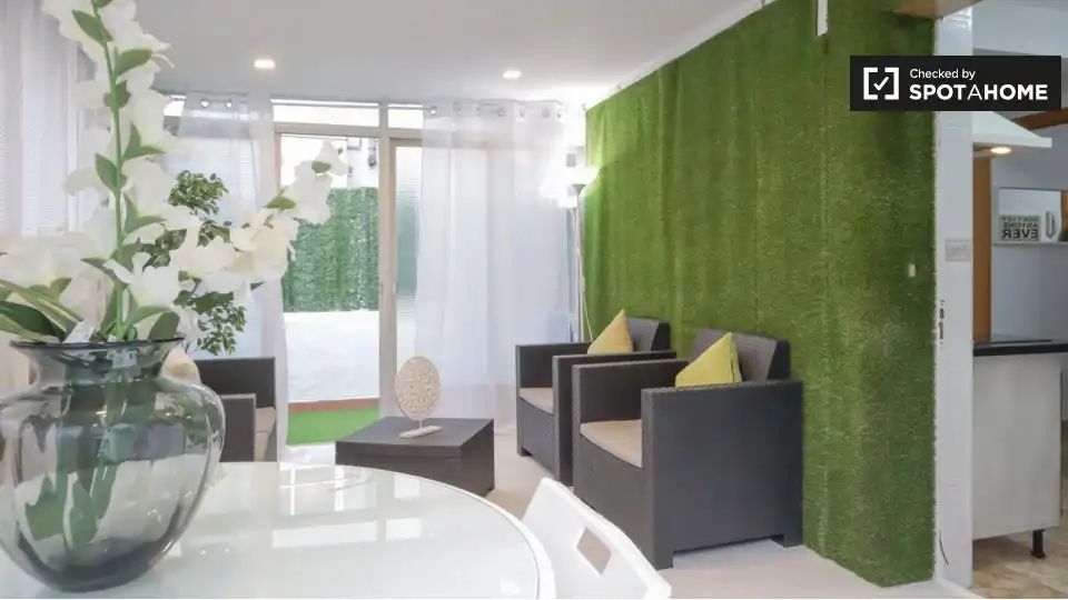Terrace of Flat for rent in Madrid  with Air Conditioner, Heating and Furnished
