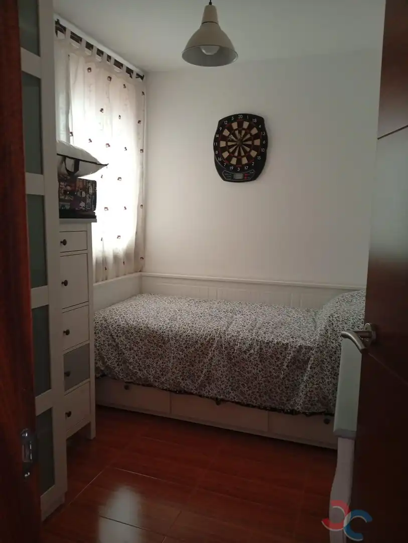 Schlafzimmer von Wohnung zum Verkauf in Marín mit Terrasse und Abstellraum