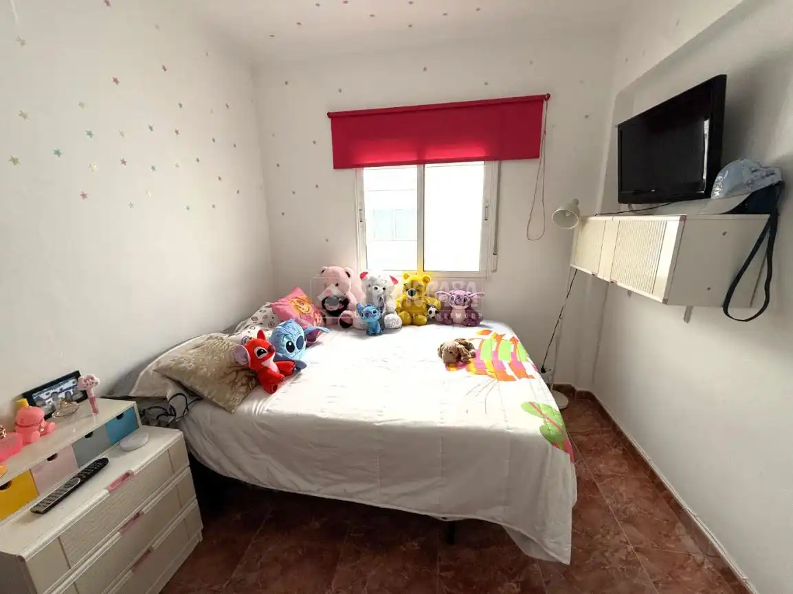 Bedroom of Flat for sale in Paterna