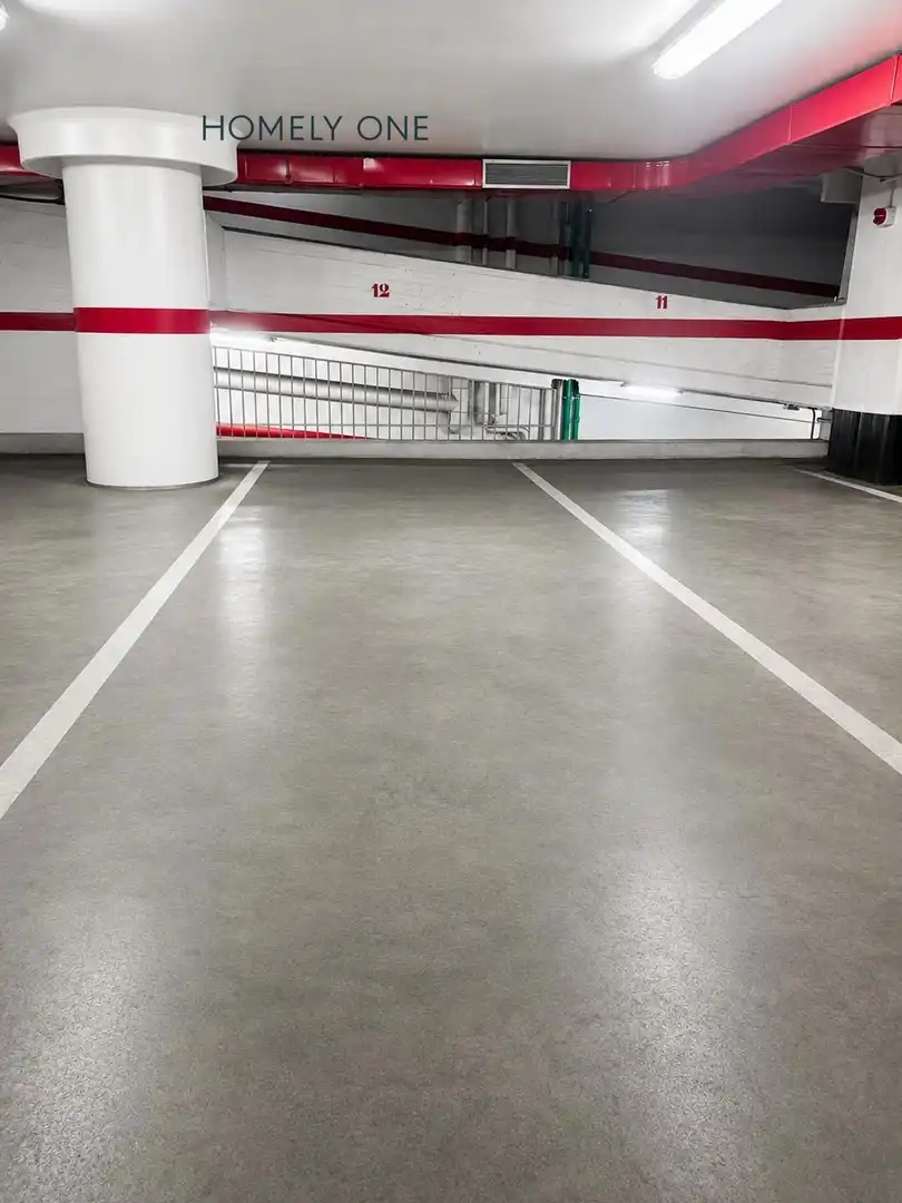 Parking of Flat for sale in Madrid  with Air Conditioner, Heating and Storage room