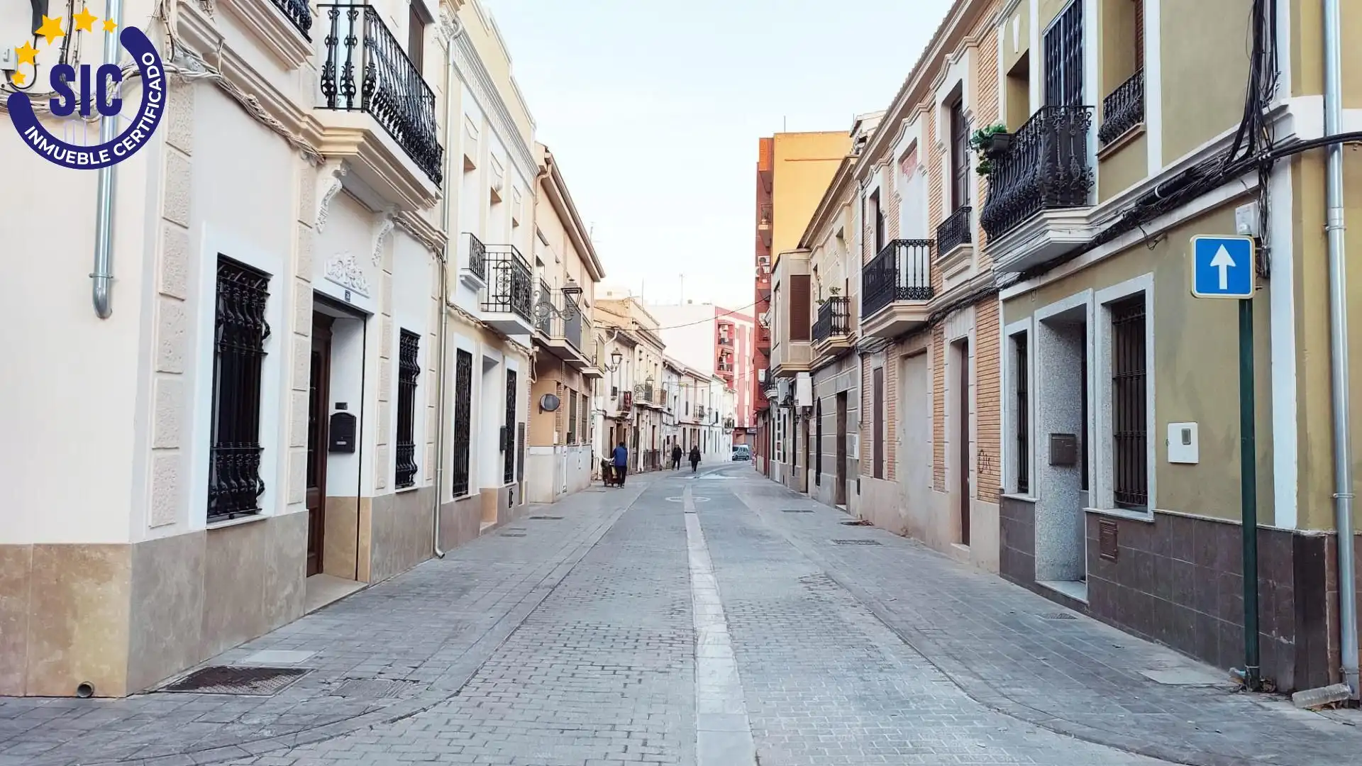 Vista exterior de Casa o chalet en venta en Valencia con Terraza y Alarma