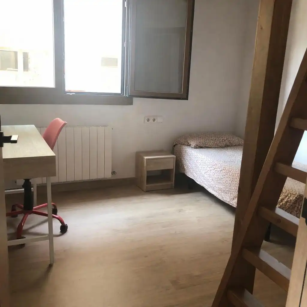 Habitación de Casa adosada en venta en Llanars con Calefacción, Jardín privado y Parquet