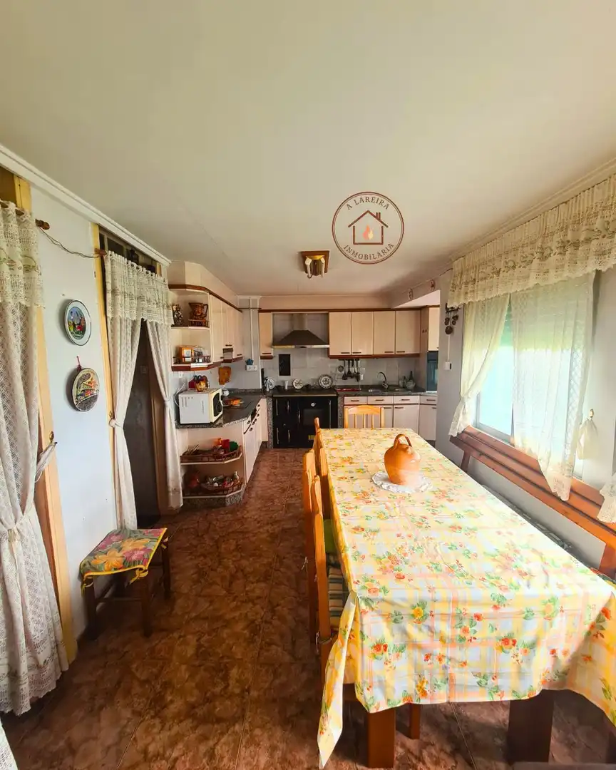 Cocina de Casa o chalet en venta en Monforte de Lemos con Calefacción, Jardín privado y Terraza