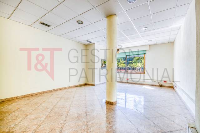 Local comercial en Venta en Carrer Navarra, 11 en Parc Central