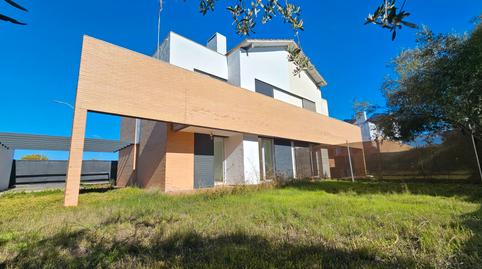 Foto 5 de Casa adosada en venda a Loreto, Sevilla