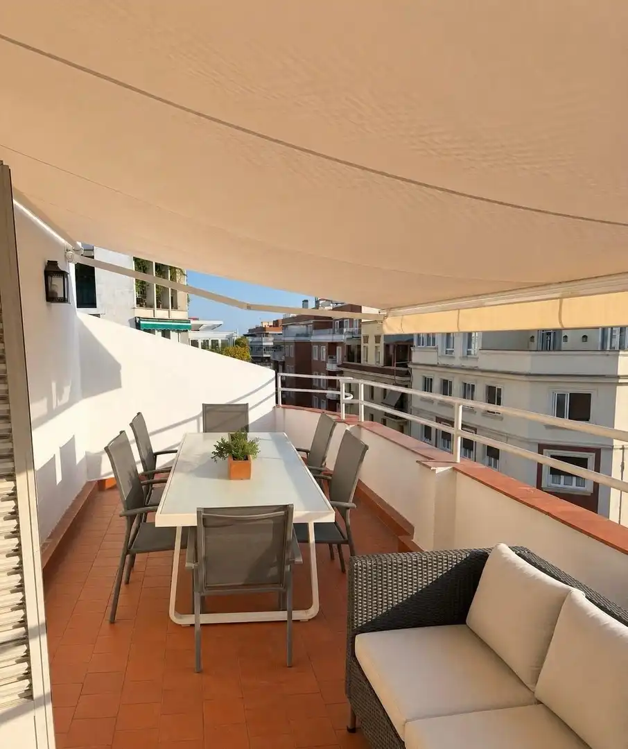 Terraza de Ático de alquiler en Madrid con Aire acondicionado, Terraza y Amueblado