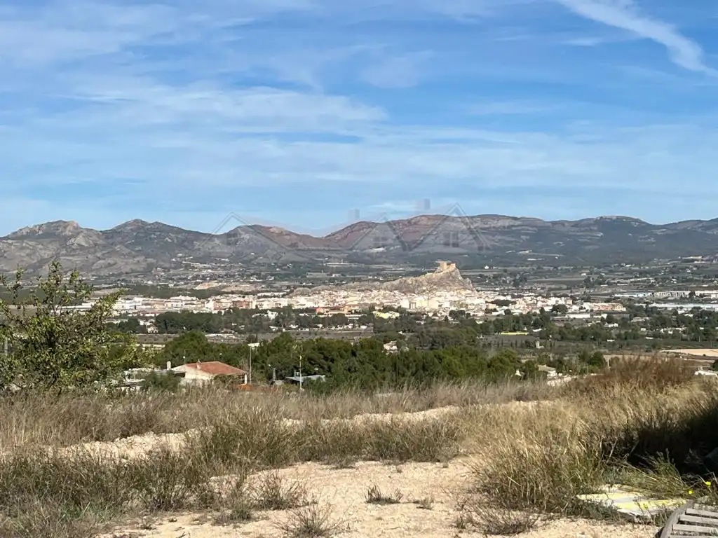 Casa o xalet en venda a San Crispín - Huerta Nueva-Estación