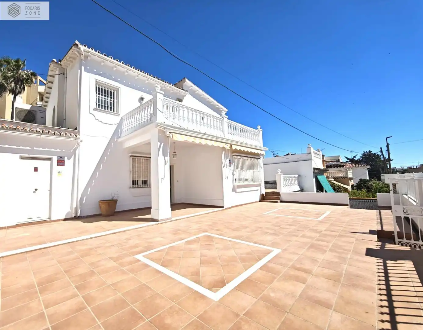 Vista exterior de Casa o xalet en venda en Málaga amb Aire condicionat, Calefacció i Terrassa