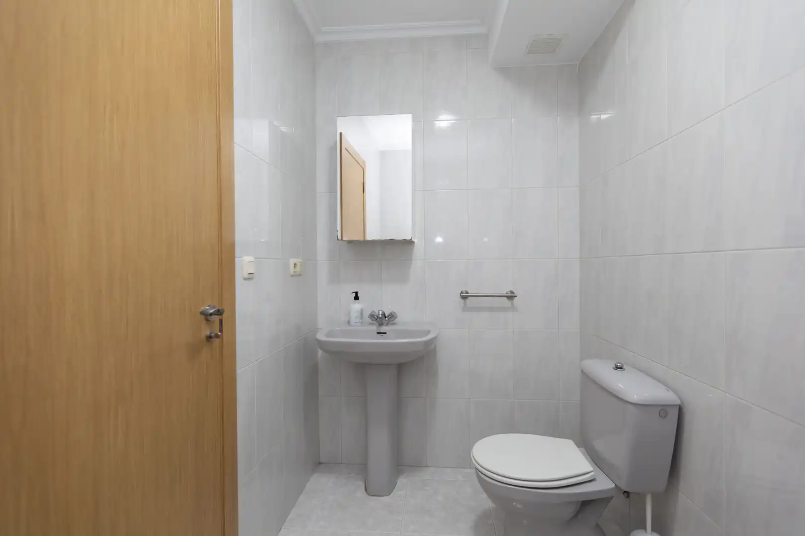 Bany de Apartament en venda en Sanxenxo amb Calefacció, Terrassa i Moblat