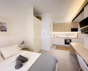 Study to rent in Calle Julio Aguirre,  Madrid Capital