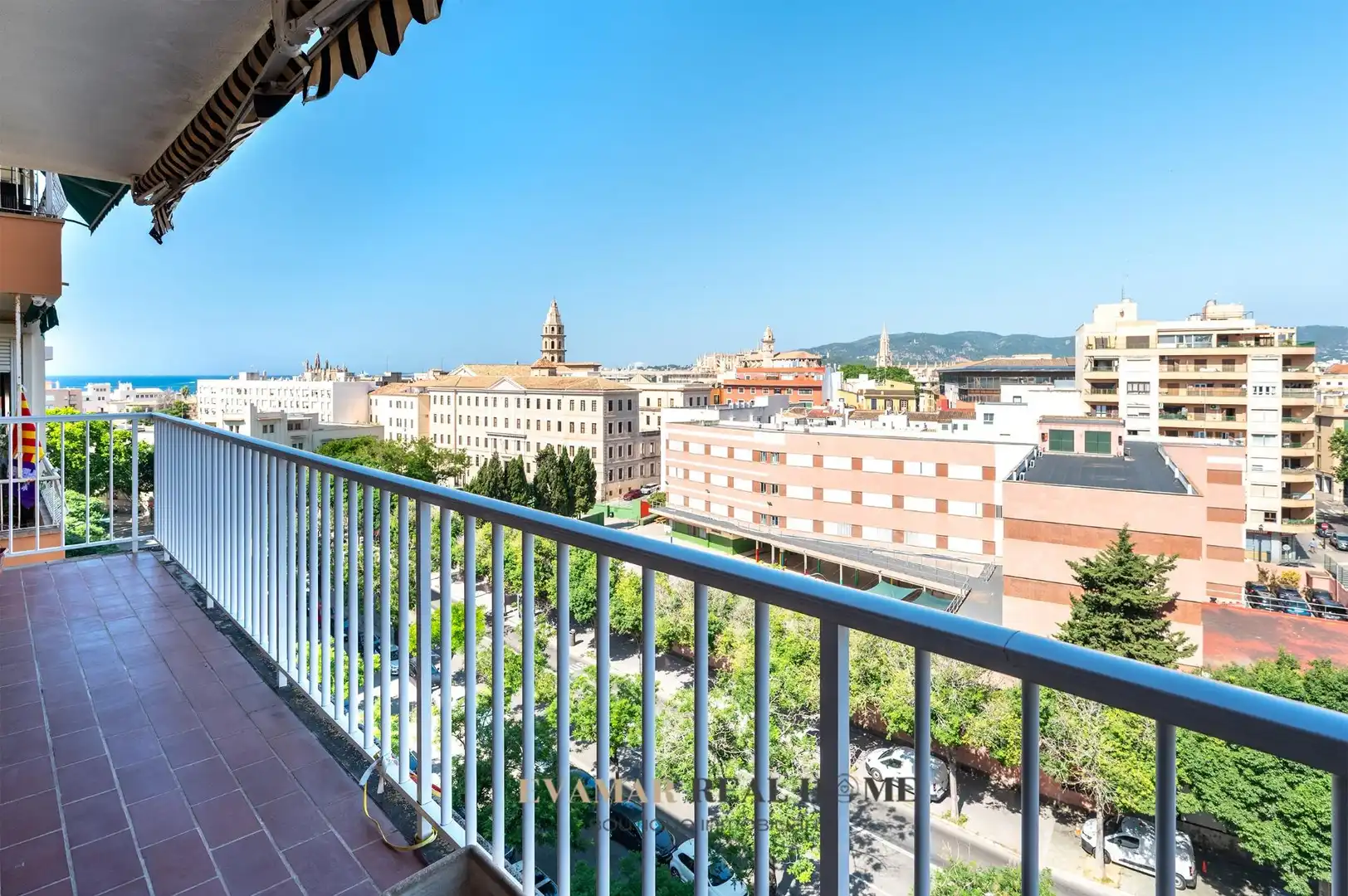 Terrace of Flat for sale in  Palma de Mallorca  with Air Conditioner, Terrace and Alarm