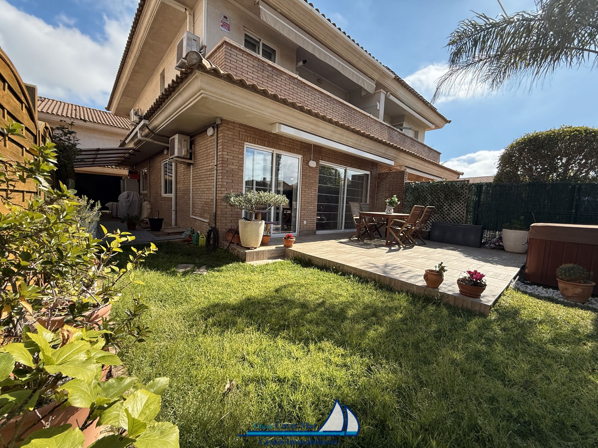 Jardín de Casa adosada en venta en Cambrils con Aire acondicionado, Calefacción y Jardín privado