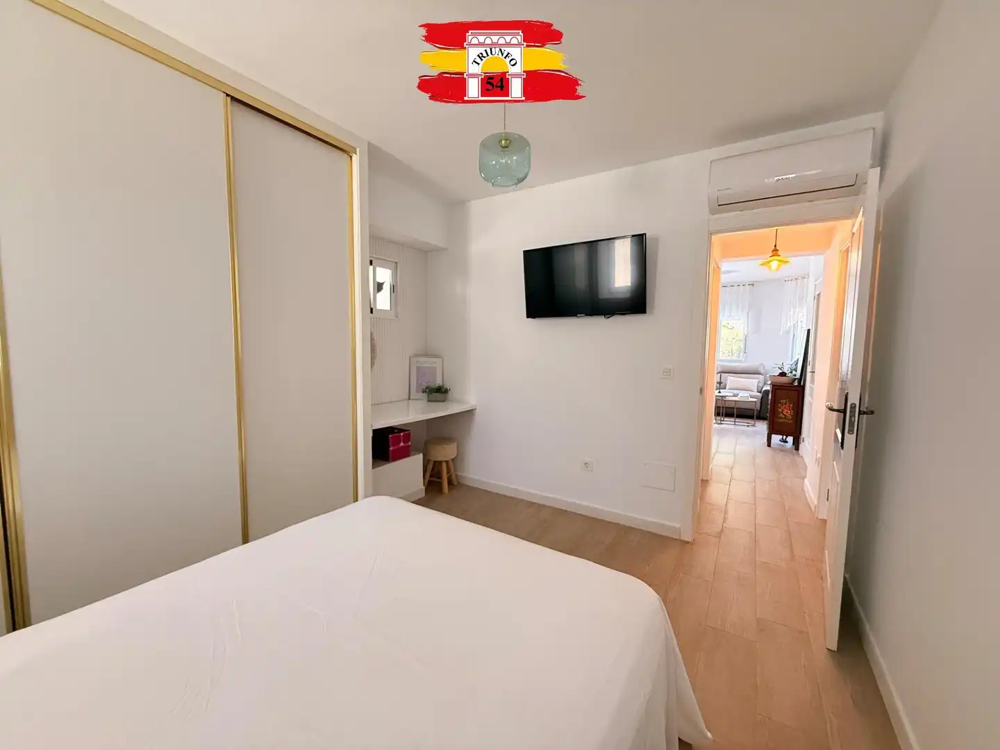 Schlafzimmer von Haus oder Chalet zum Verkauf in Pilar de la Horadada mit Klimaanlage, Privatgarten und Schwimmbad