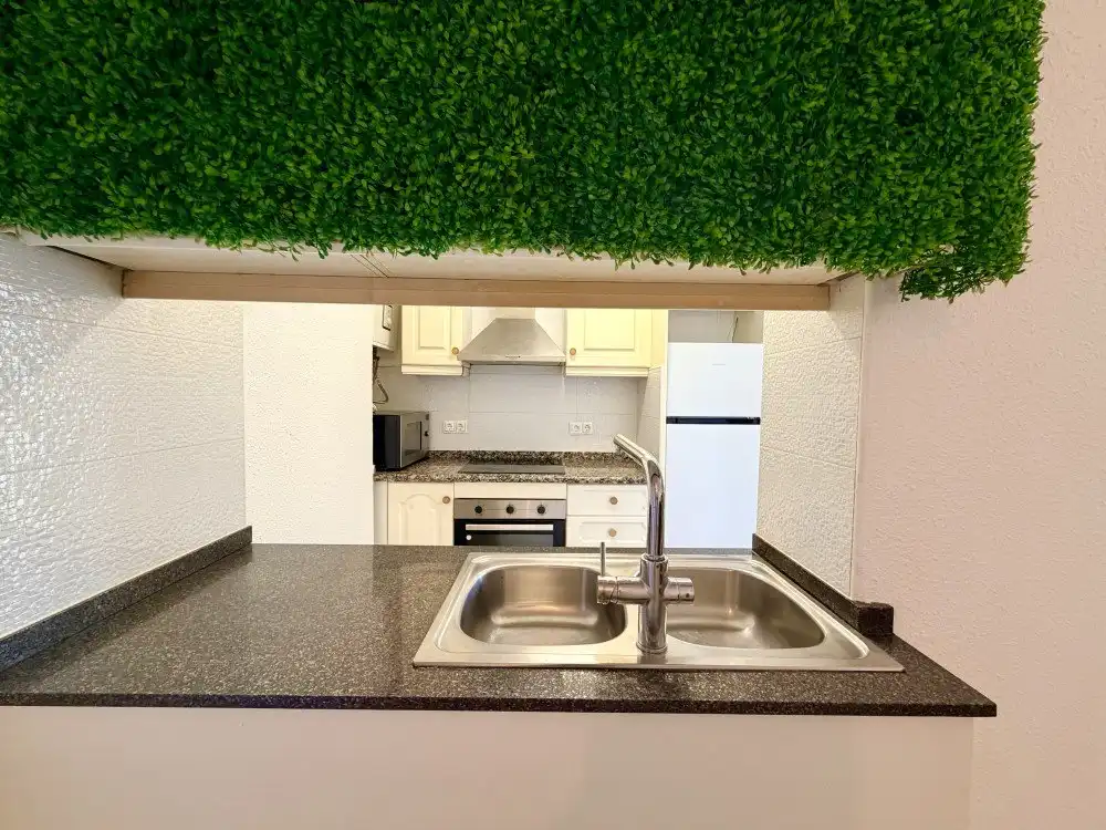Cuina de Planta baixa en venda en Torrevieja amb Aire condicionat, Parquet i Terrassa