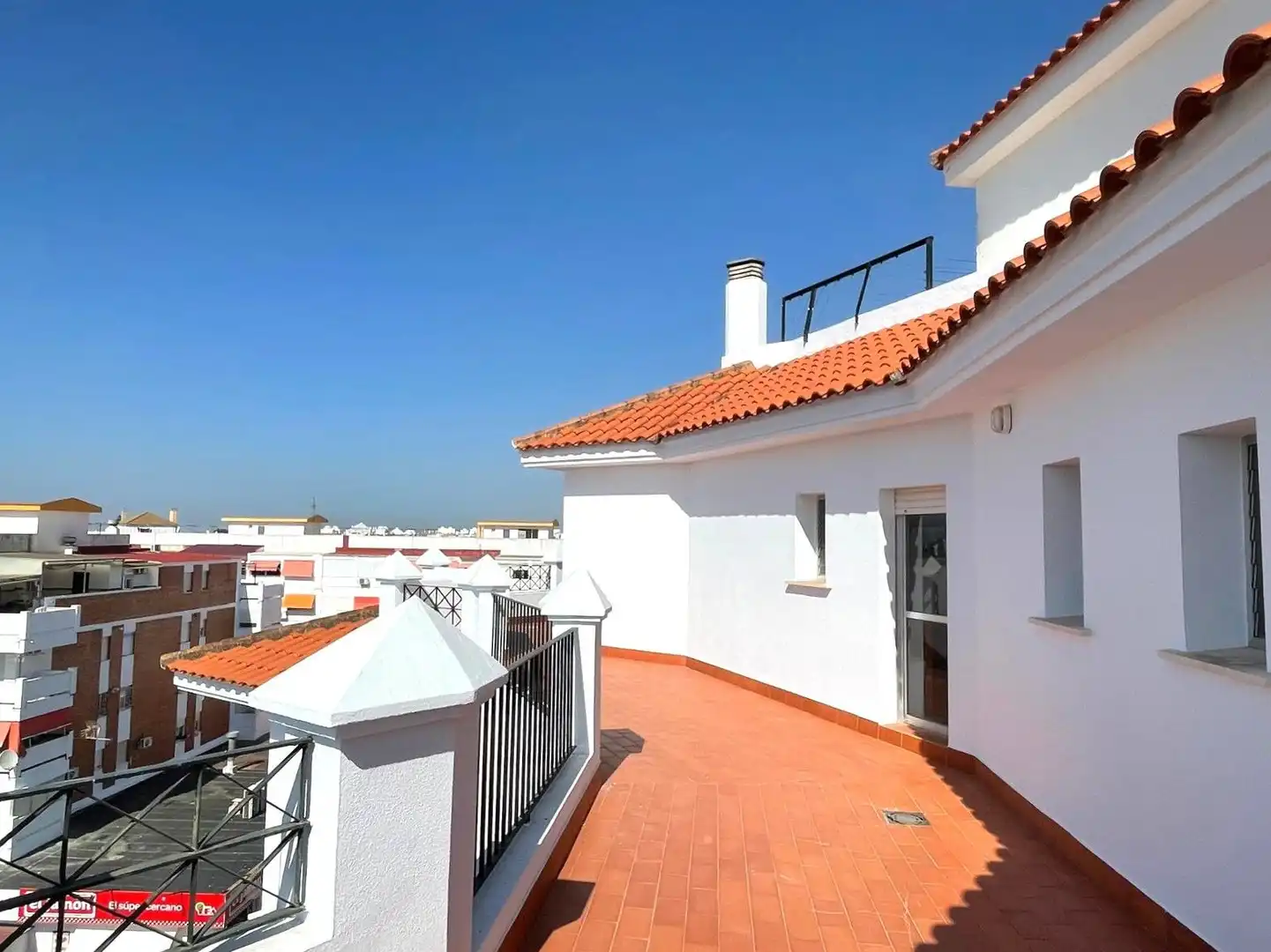 Terrassa de Àtic en venda en El Portil amb Terrassa, Moblat i Piscina comunitària