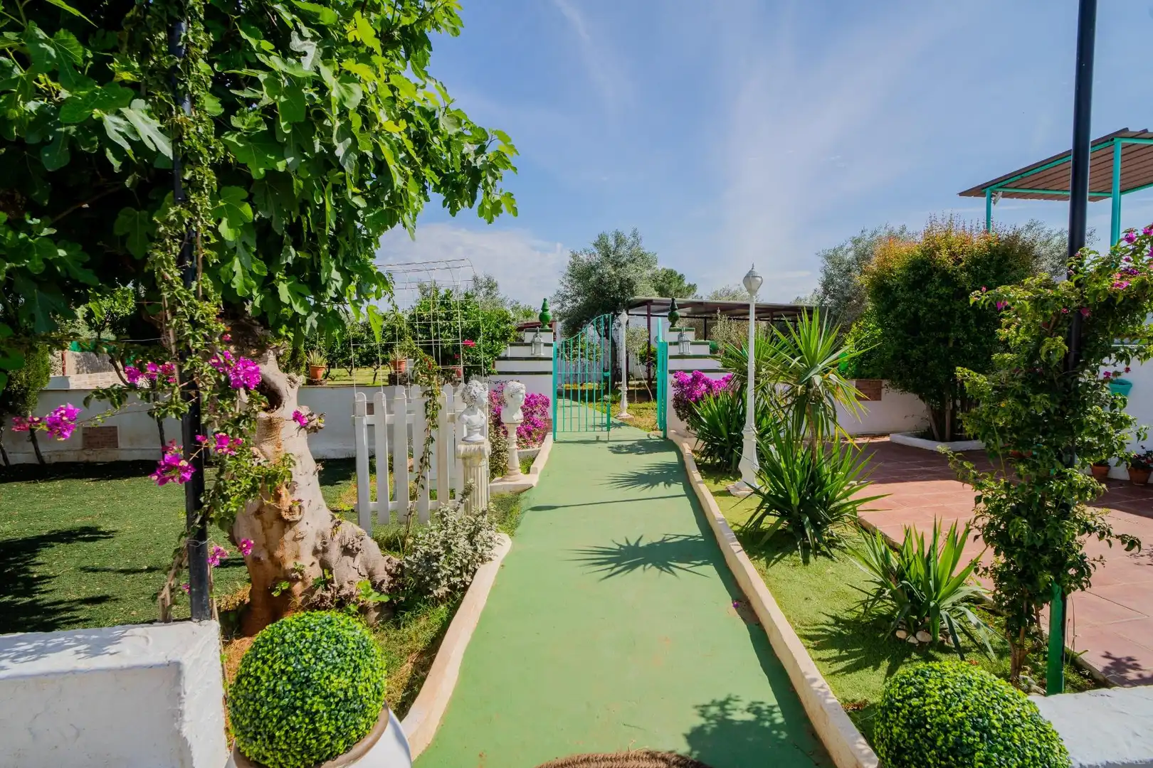 Garden of Houses for sale in Carmona  with Air Conditioner, Private garden and Terrace
